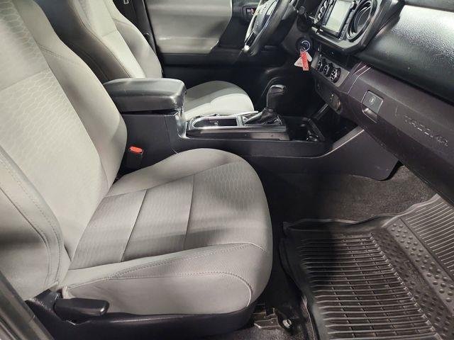 Used 2017 White Toyota SR image 24