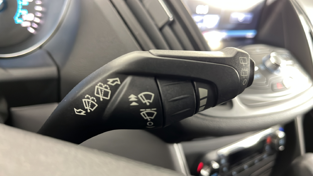 Used 2014 Ingot Silver Ford SE image 26