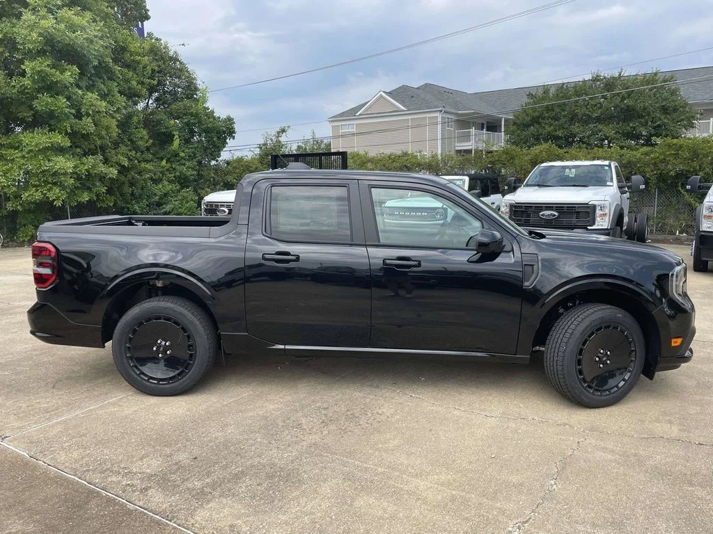 New 2026 Black Ford Lobo Standard image 2