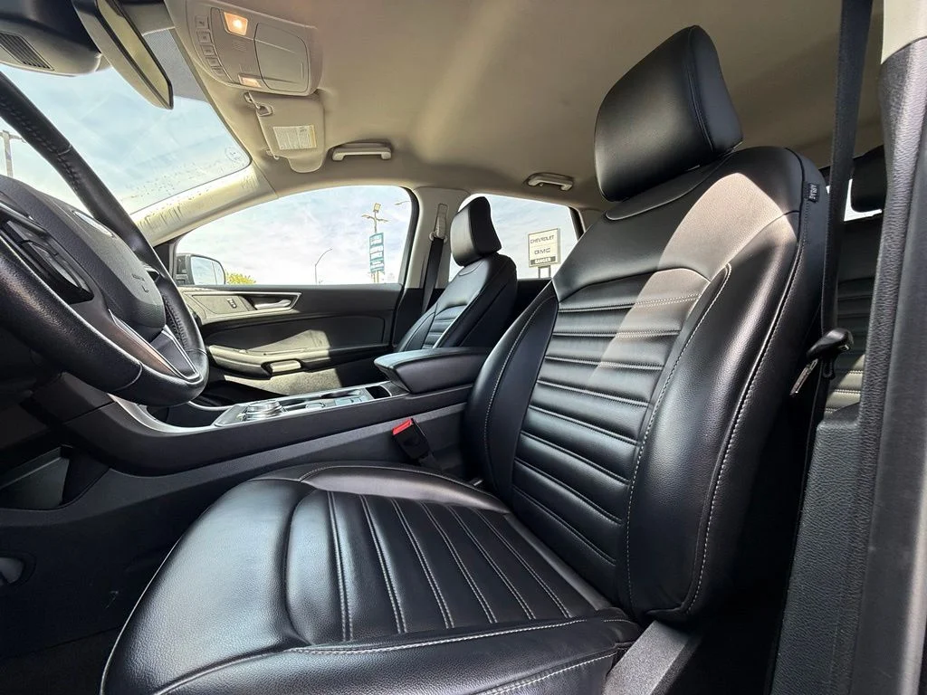 Used 2024 Black Ford SEL image 33