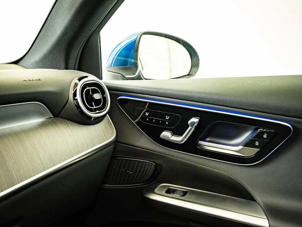 New 2026 Starling Blue Metallic Mercedes-Benz GLC 300 image 37