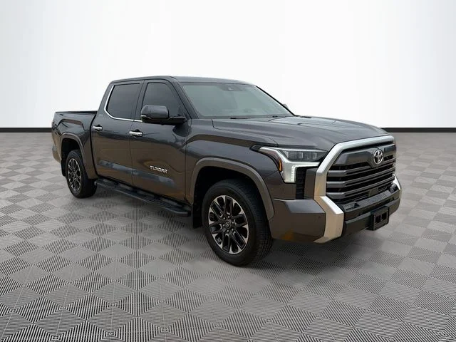 Used 2025 Gray Toyota Limited image 1
