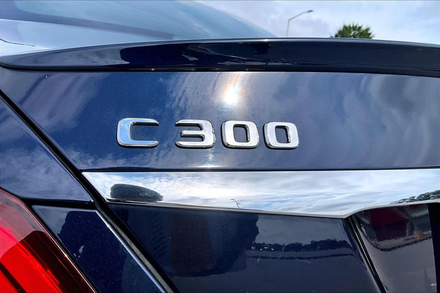 Used 2019 Lunar Blue Metallic Mercedes-Benz C 300 image 10