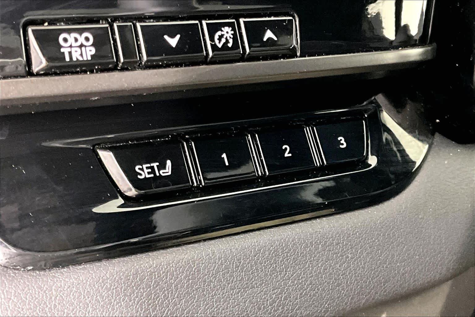 2023 Lexus RX Hybrid 350h - Photo 32