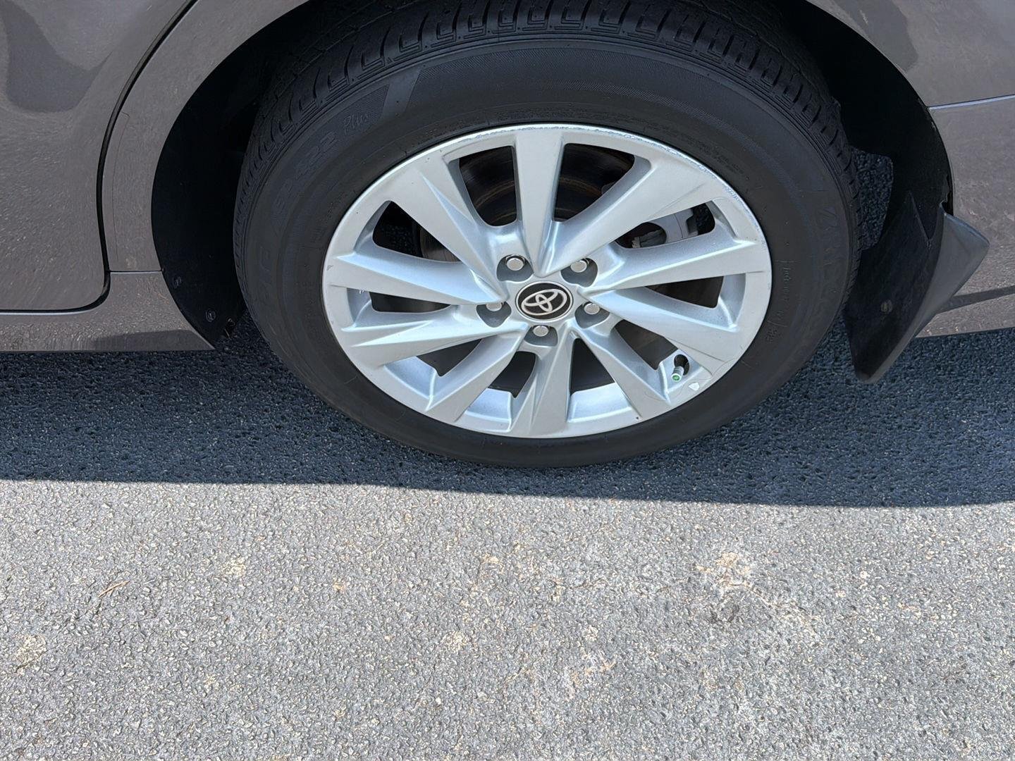 Used 2024 Predawn Gray Mica Toyota LE image 36