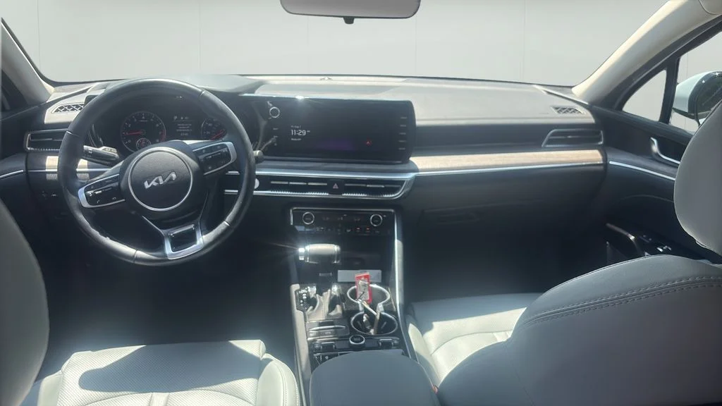 Used 2024 White Kia EX image 12