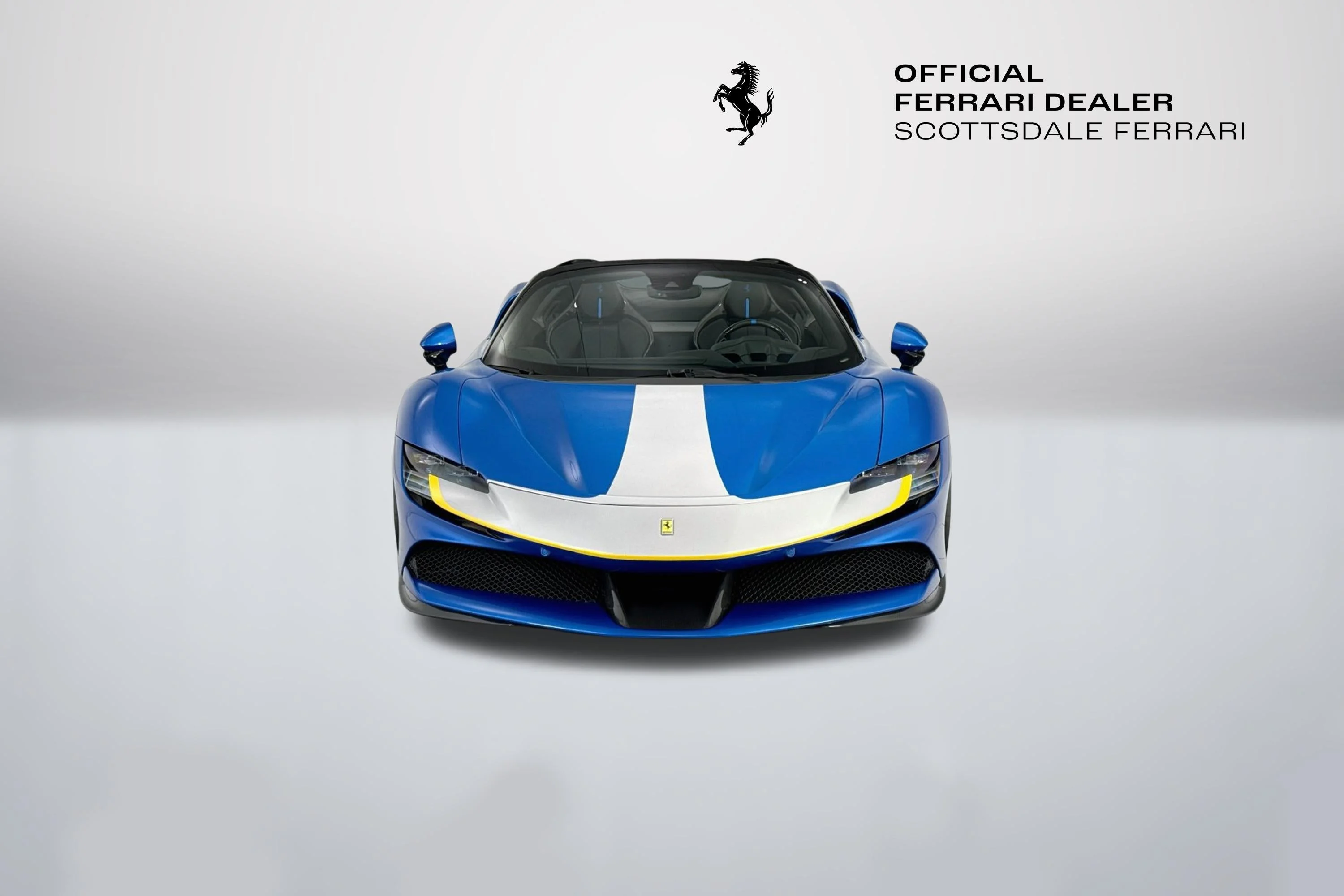 Used 2022 Blu Corsa Ferrari  image 2