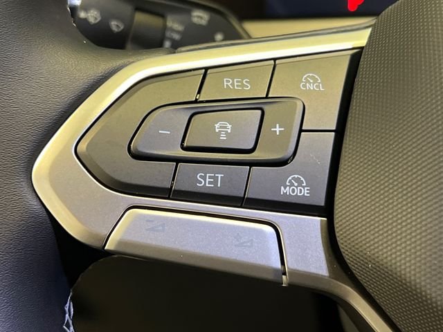 New 2026 White Volkswagen 2.0T SE image 14