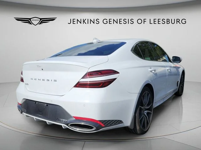 Used 2026 White Genesis 2.5T Prestige image 5