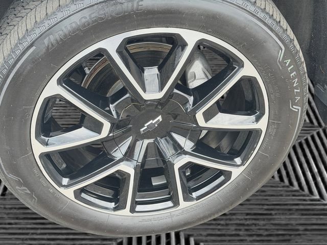 Used 2024 Gray Chevrolet RST image 9