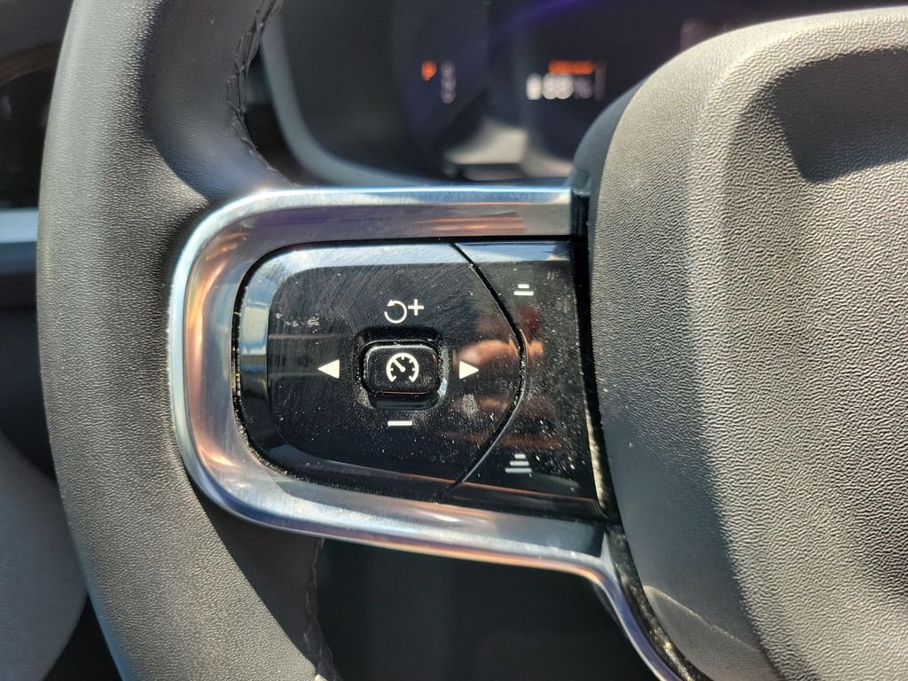 Used 2023  Polestar Long Range Dual Motor image 21