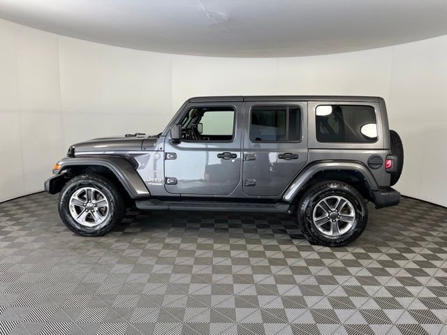 Used 2021 Gray Jeep Unlimited Sahara image 4