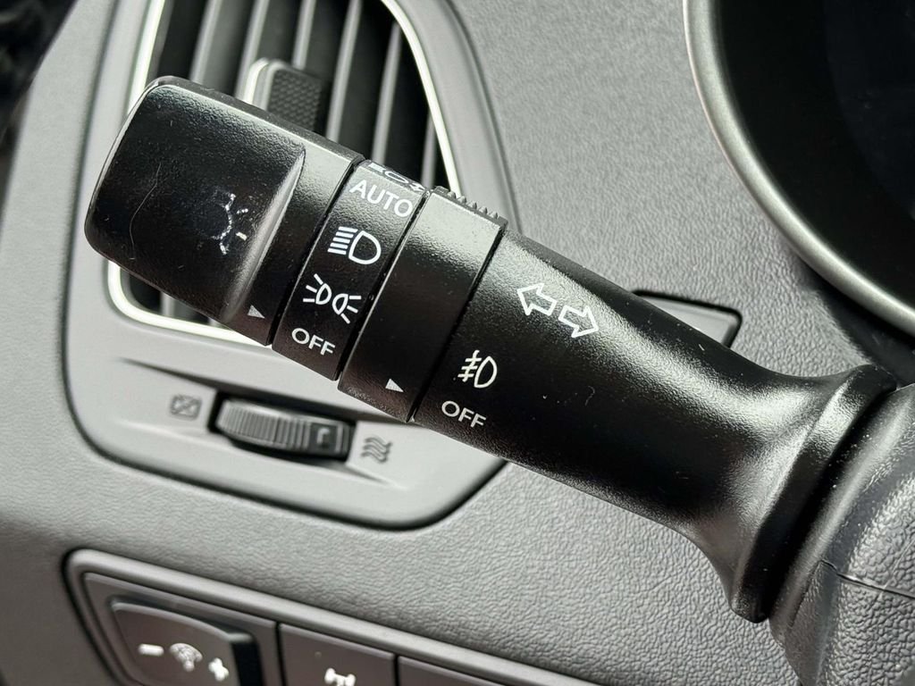 Used 2012 Silver Hyundai Limited image 24
