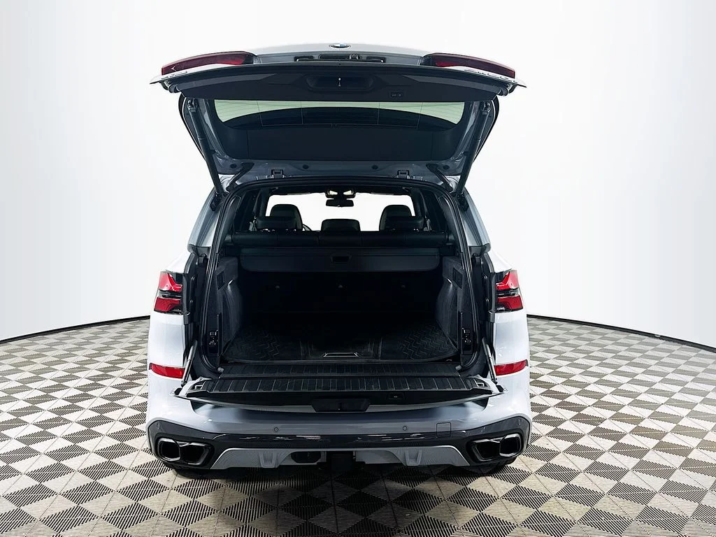 2026 BMW X5 M60i - Photo 29
