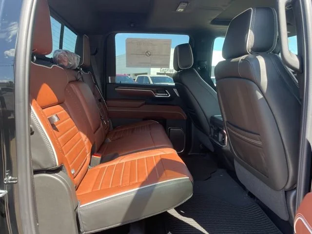 2026 GMC Sierra 2500HD Denali Ultimate - Photo 18