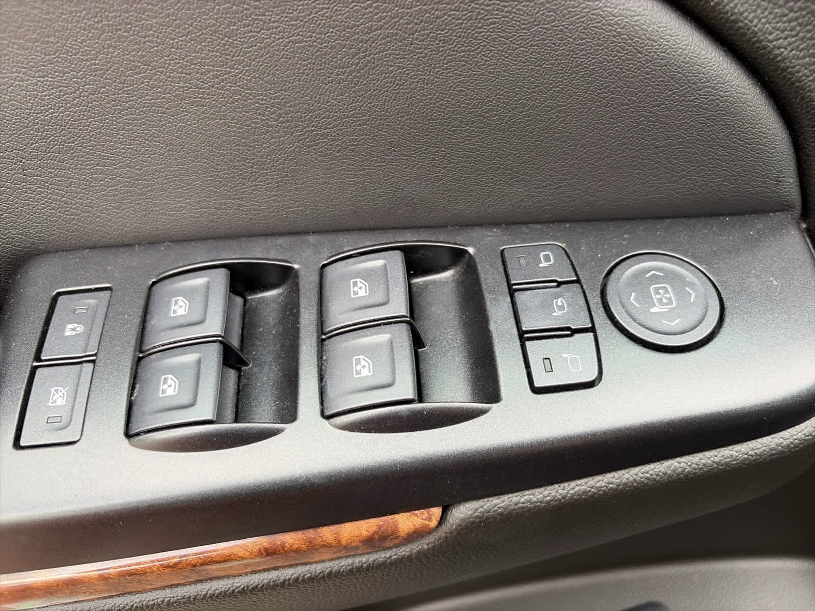 Used 2019 Shadow Gray Metallic Chevrolet Premier image 36