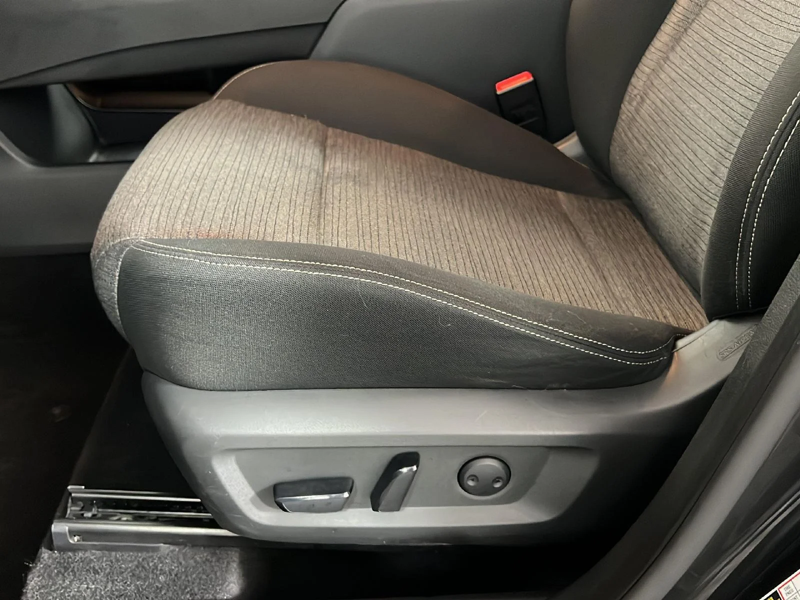 Used 2021 Super Black Nissan SV image 15