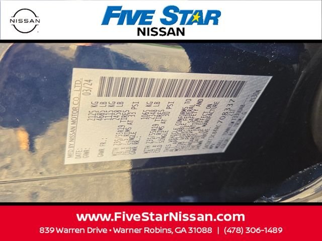 Used 2024 Blue Nissan SL image 19