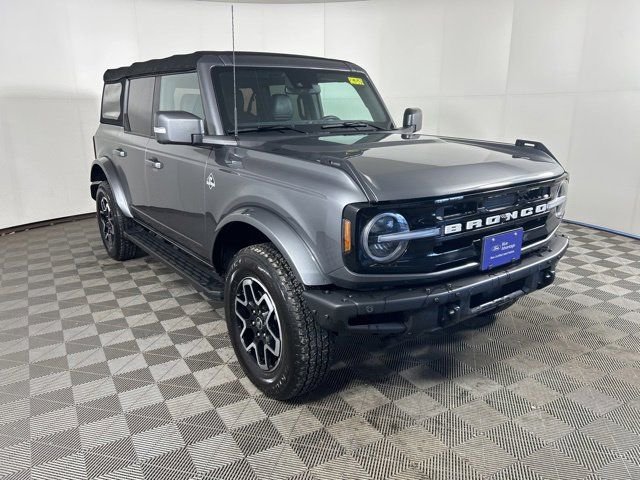 2022 Ford Bronco Outer Banks Advanced 4x4's photo