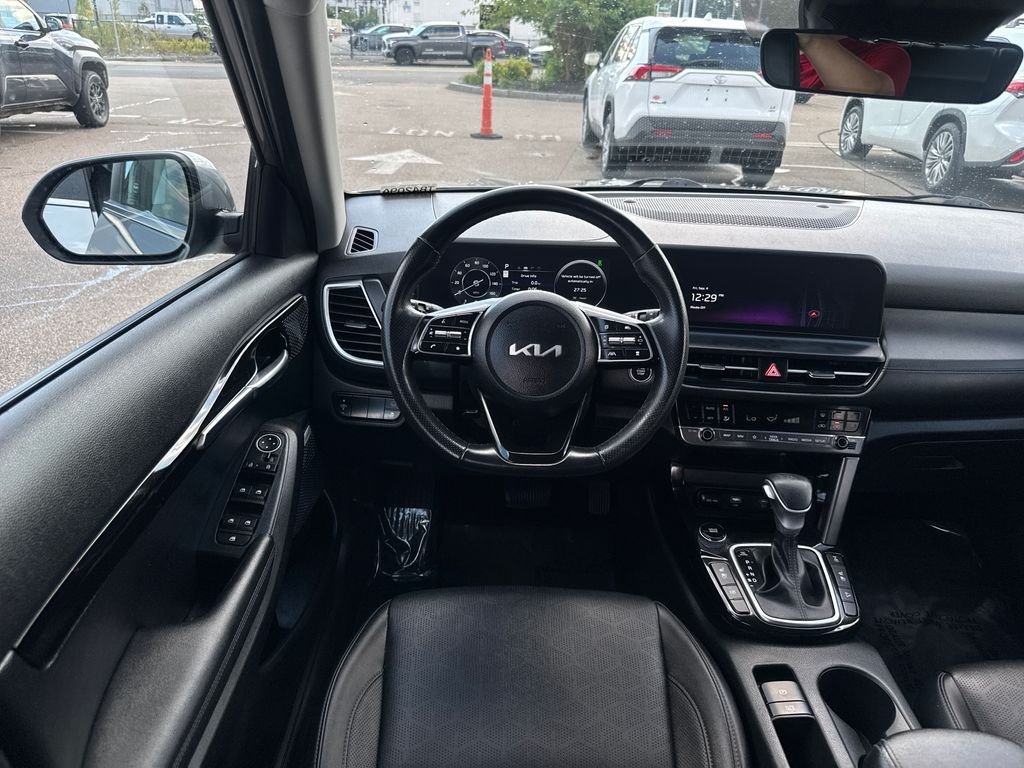Used 2024 Gray Kia SX image 13