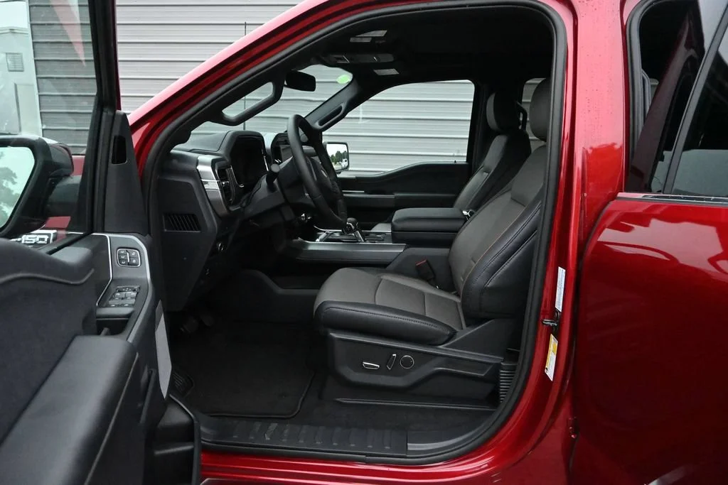 New 2026 Ruby Red Metallic Tinted Clearcoat Ford Lariat® image 26
