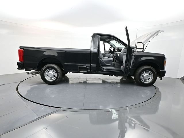 Used 2026 Black Ford XL image 41