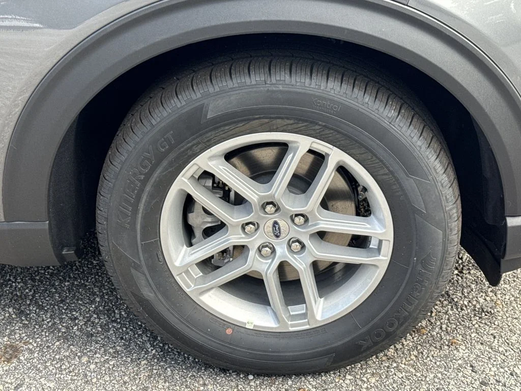 New 2026 Gray Ford Active image 12