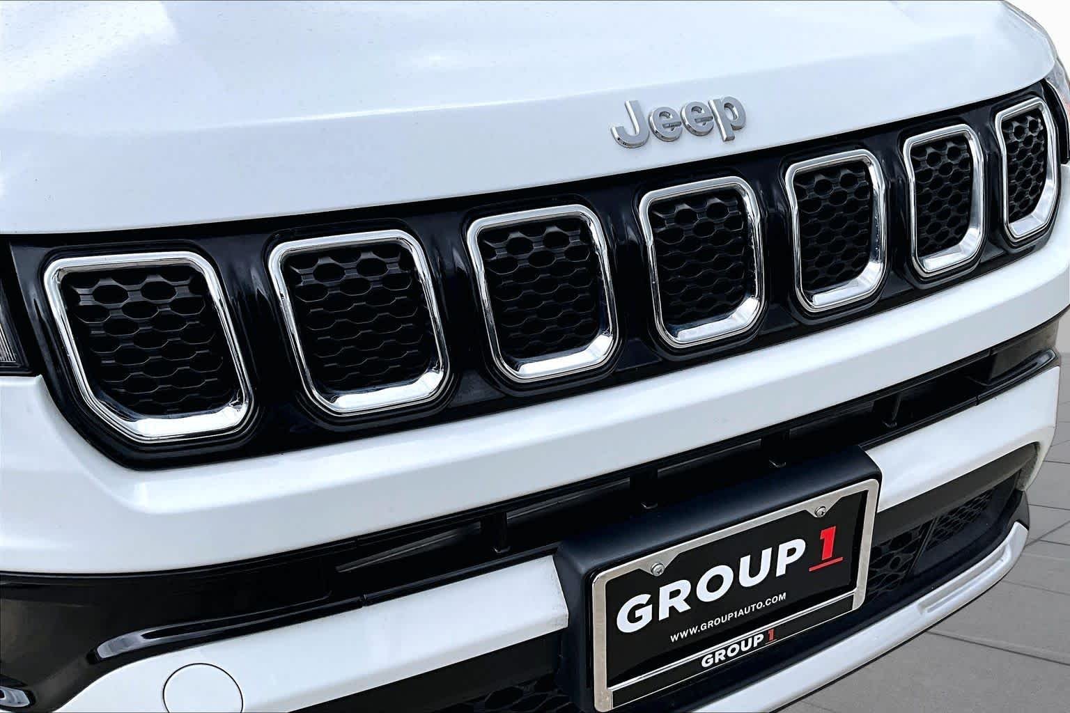 Used 2023 Bright White Clearcoat Jeep Limited image 30