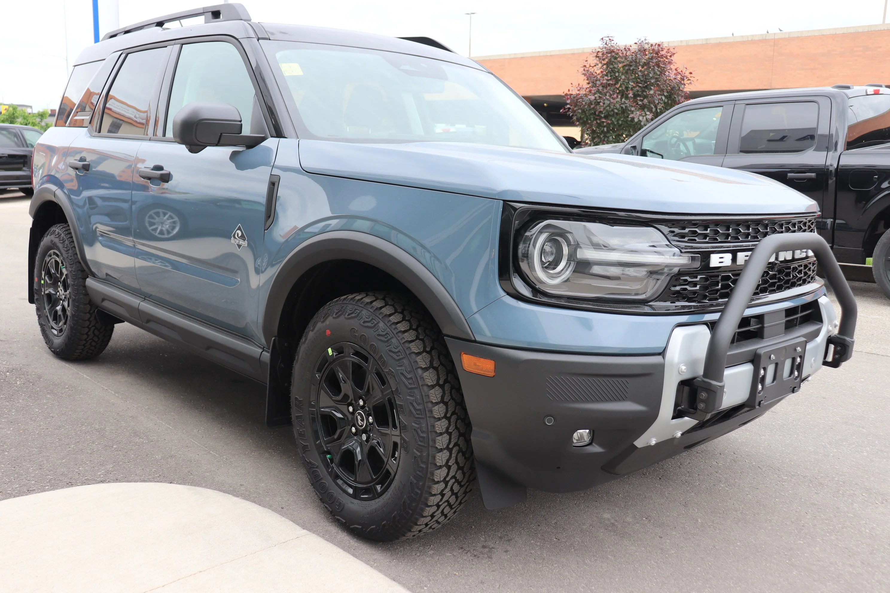 New 2026 AZURE GREY METALLIC TRI-COAT Ford Outer Banks image 5