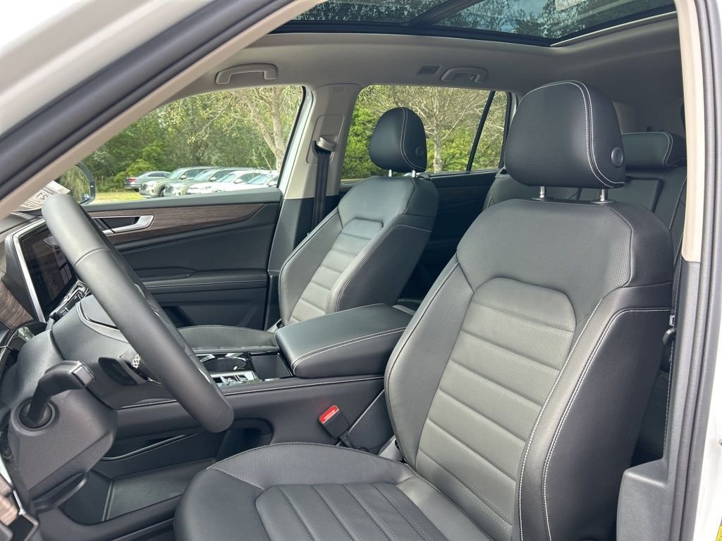 New 2026 White Volkswagen 2.0T SEL image 21