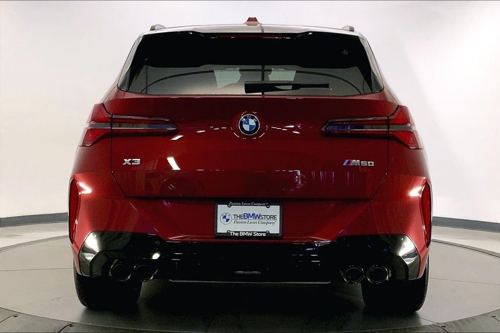 Used 2026 Vegas Red Metallic BMW  image 3