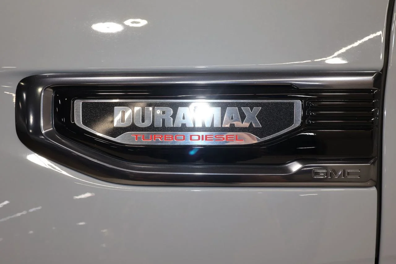 Used 2024 Thunderstorm Gray GMC AT4 image 37