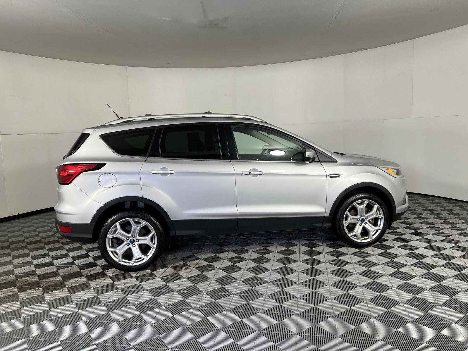 Used 2019 Ingot Silver Ford Titanium image 2