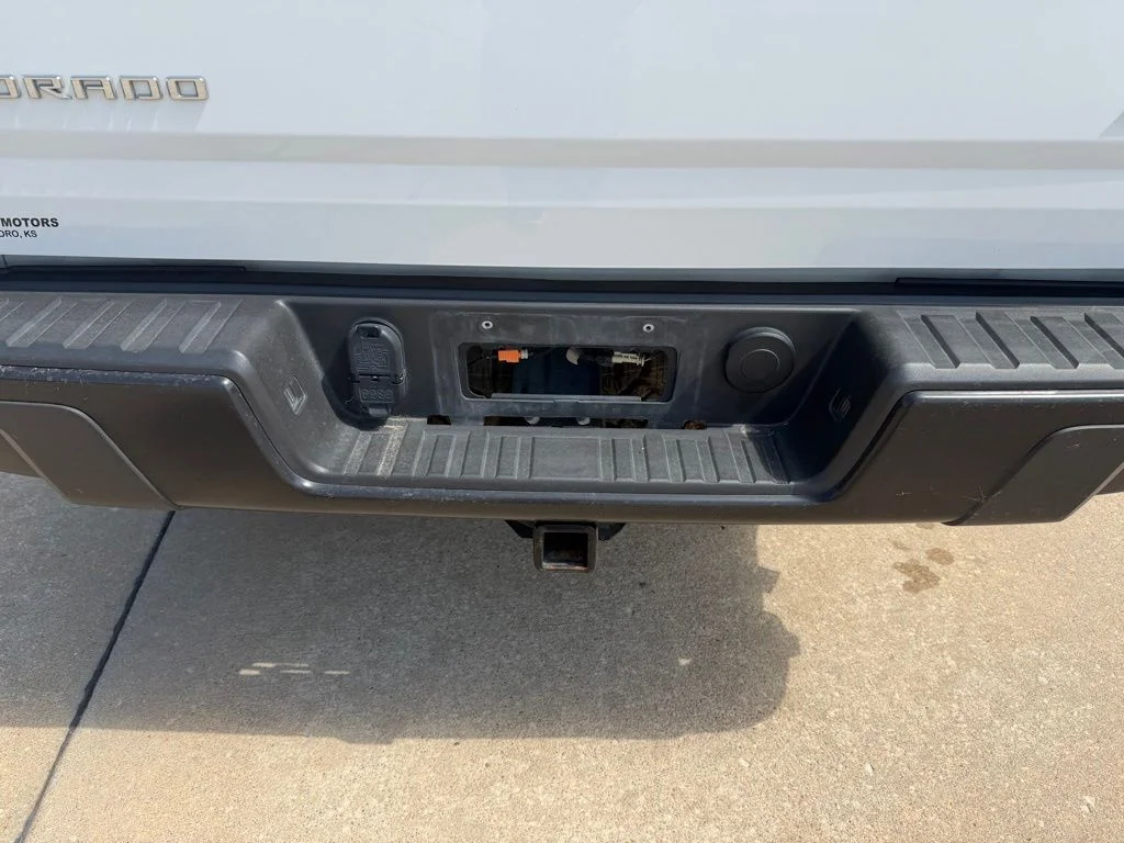 Used 2022 White Chevrolet ZR2 image 8