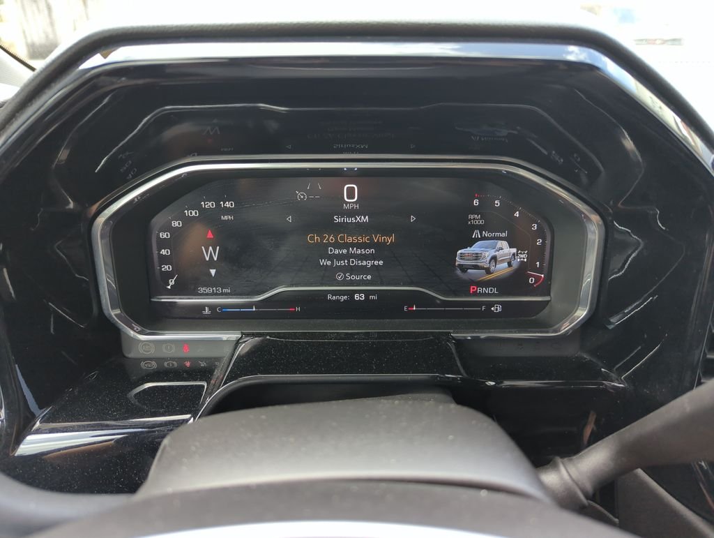 Used 2024 White GMC SLT image 36