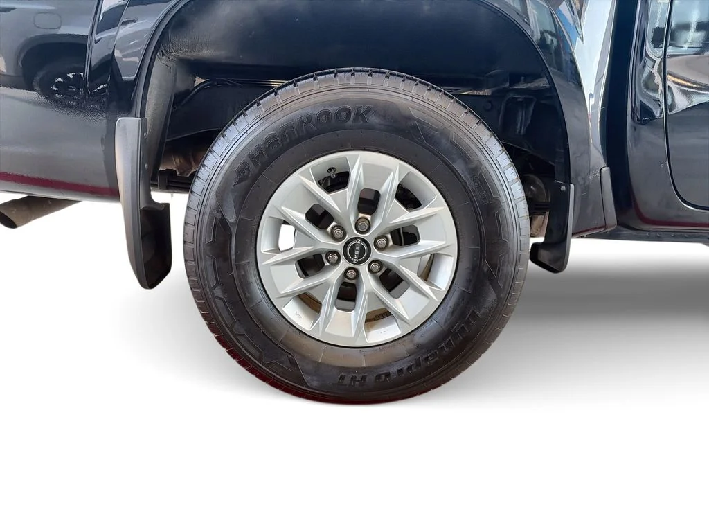 Used 2025 Black Nissan S image 34