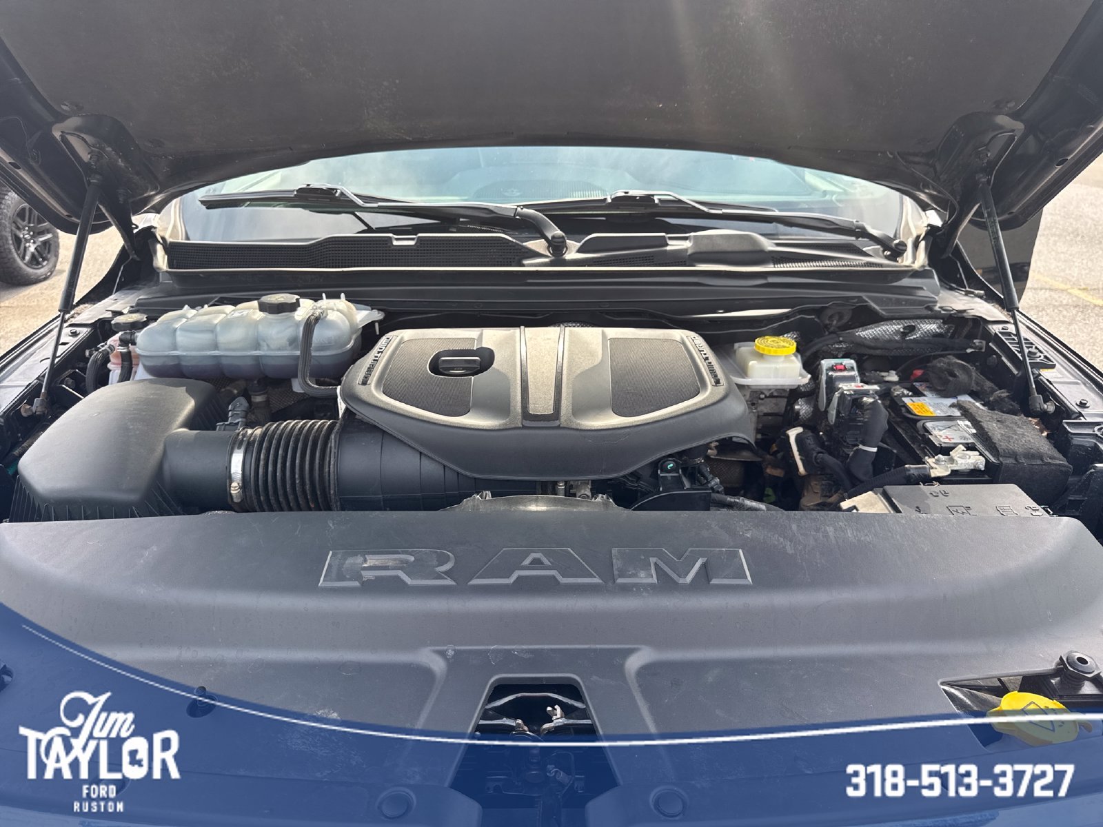 Used 2025 Black Ram Laramie image 32