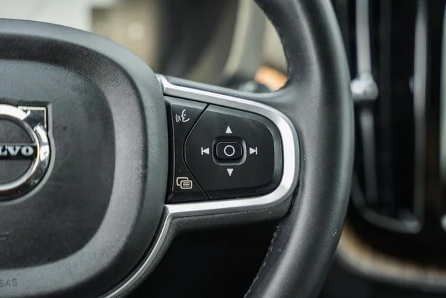 Used 2022 Denim Blue Volvo Momentum image 29