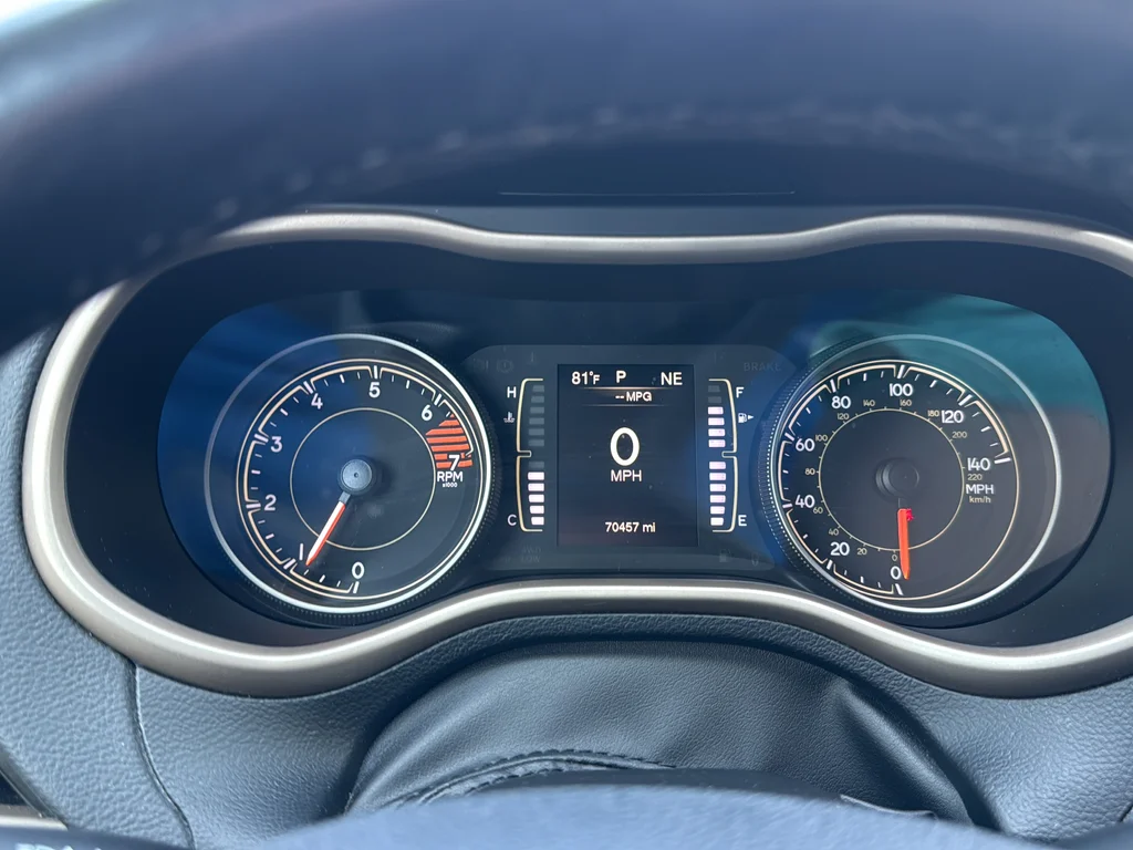 Used 2017 Red Jeep Latitude image 23