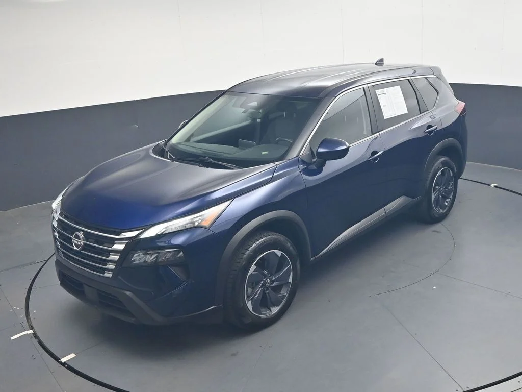 Used 2025 Blue Nissan SV image 37