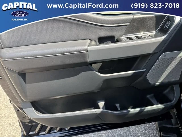 Used 2025 Blue Ford XLT image 20