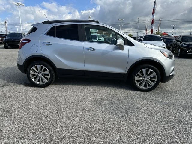 Used 2019 Silver Buick Preferred image 34