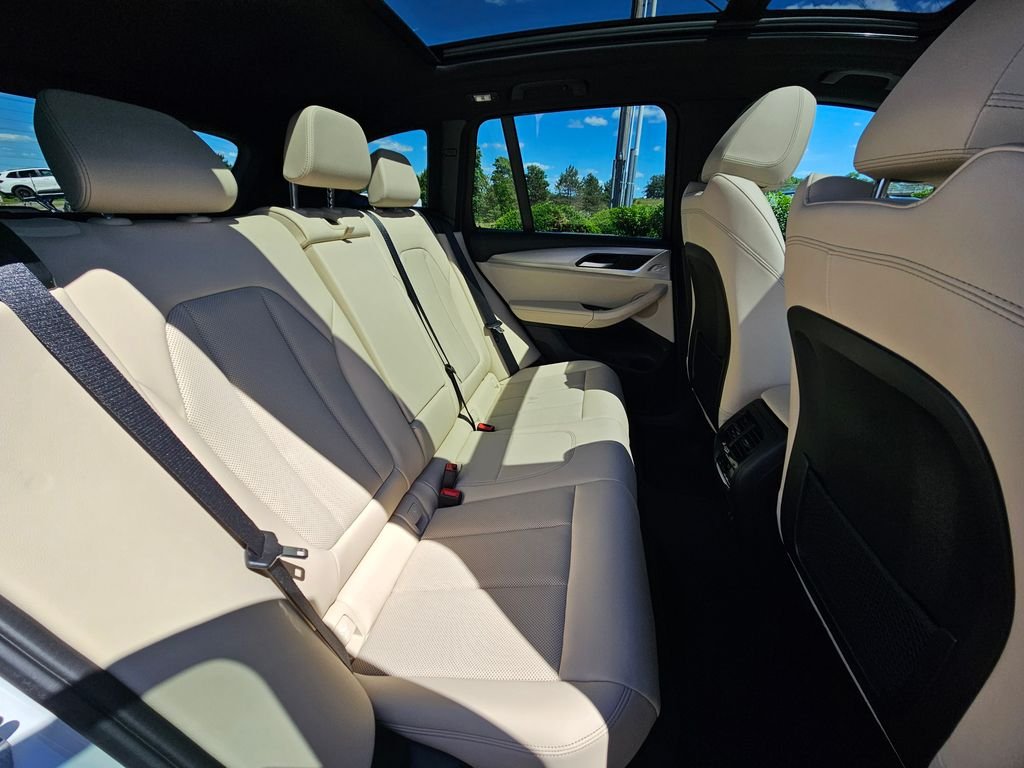 Used 2023 Mineral White Metallic BMW xDrive30i image 20