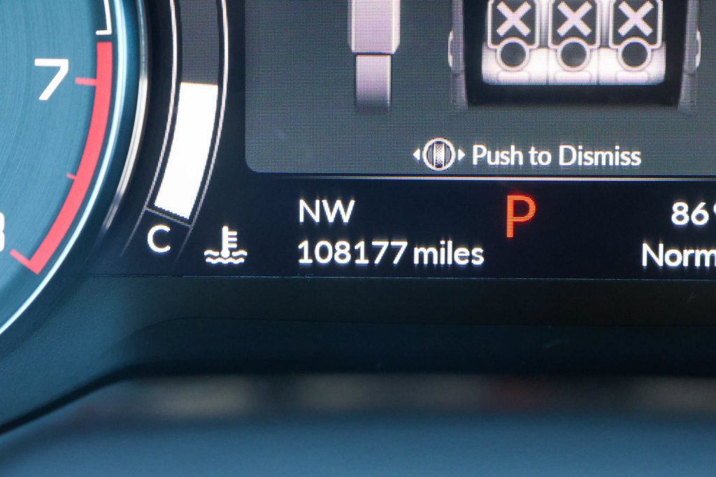 Used 2023 White Acura w/Technology Package image 31