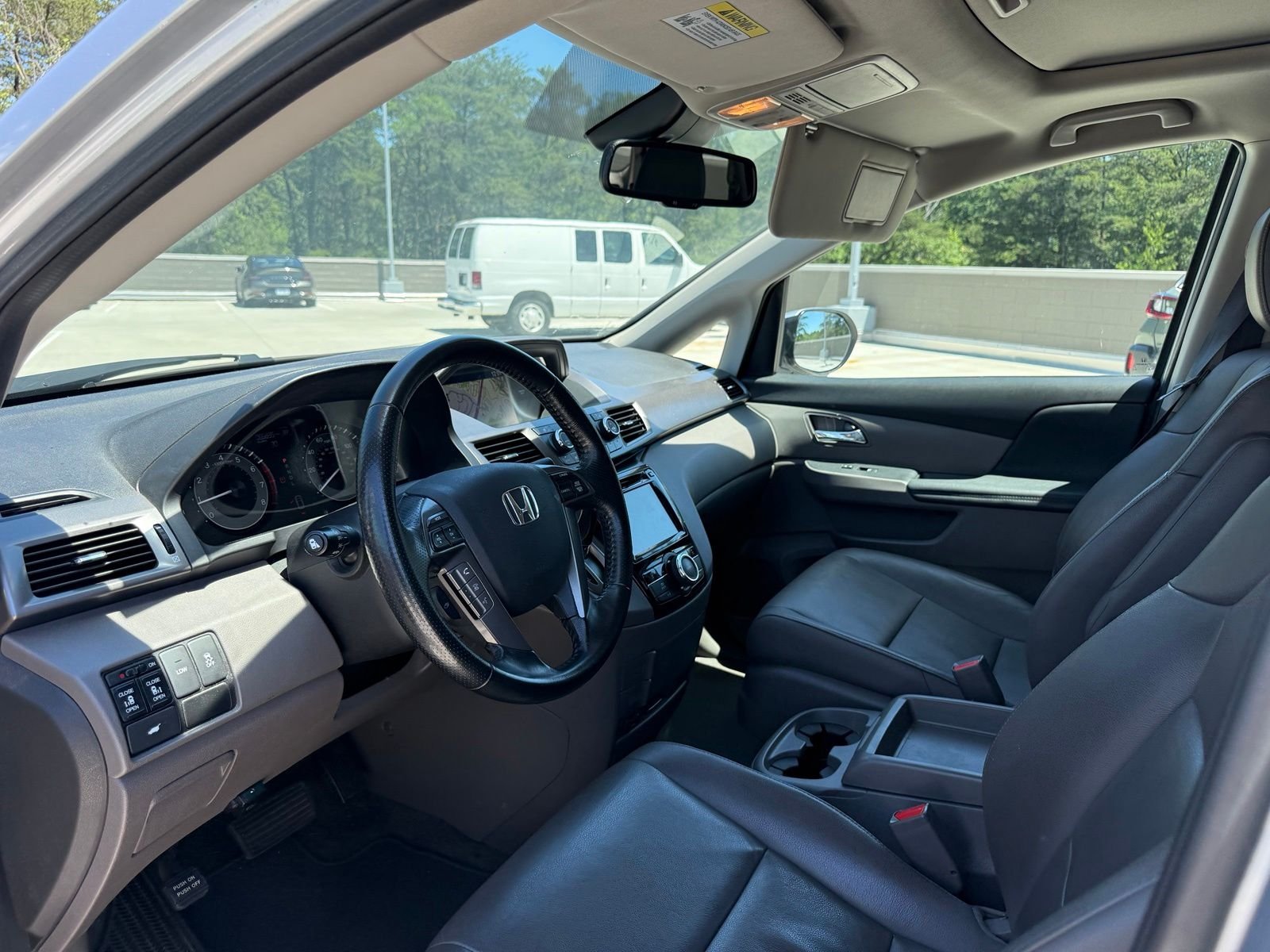 Used 2015  Honda EX-L image 25
