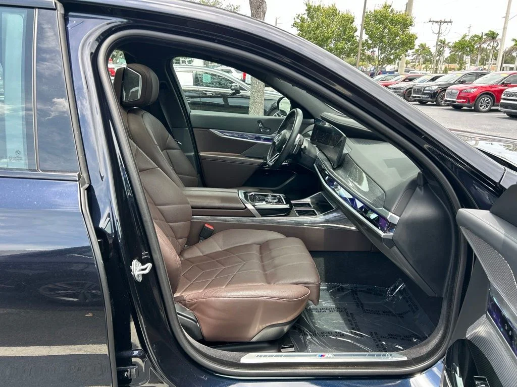 Used 2025 Carbon Black Metallic BMW 740i image 39