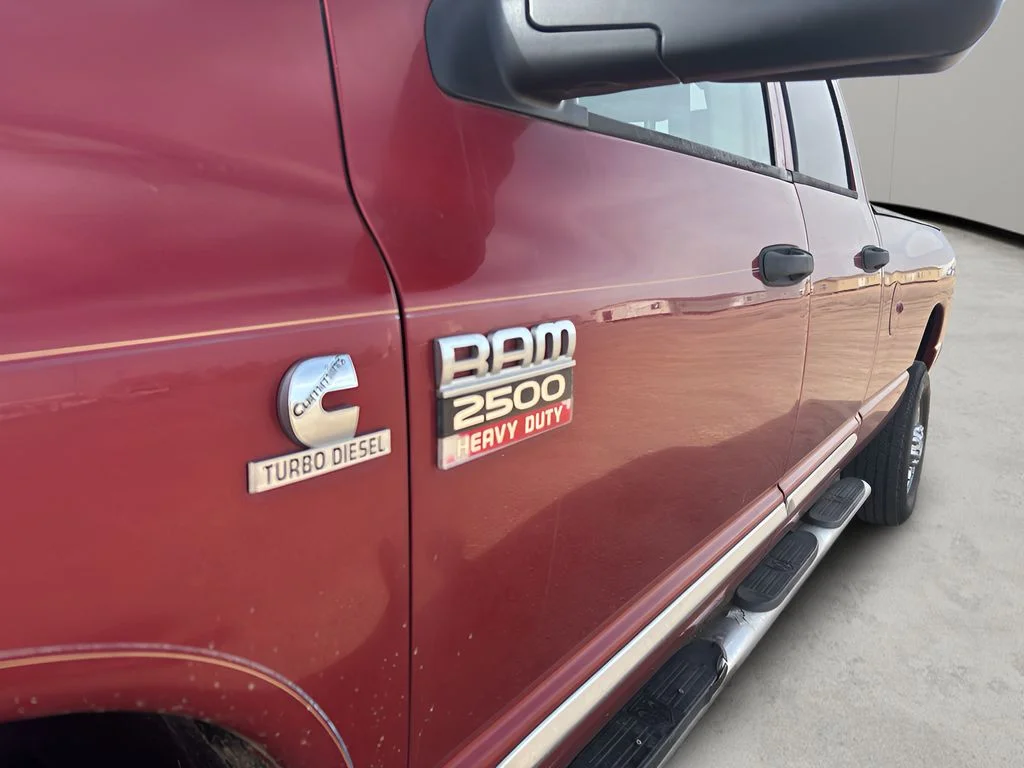 Used 2008 Maroon Dodge Laramie image 10