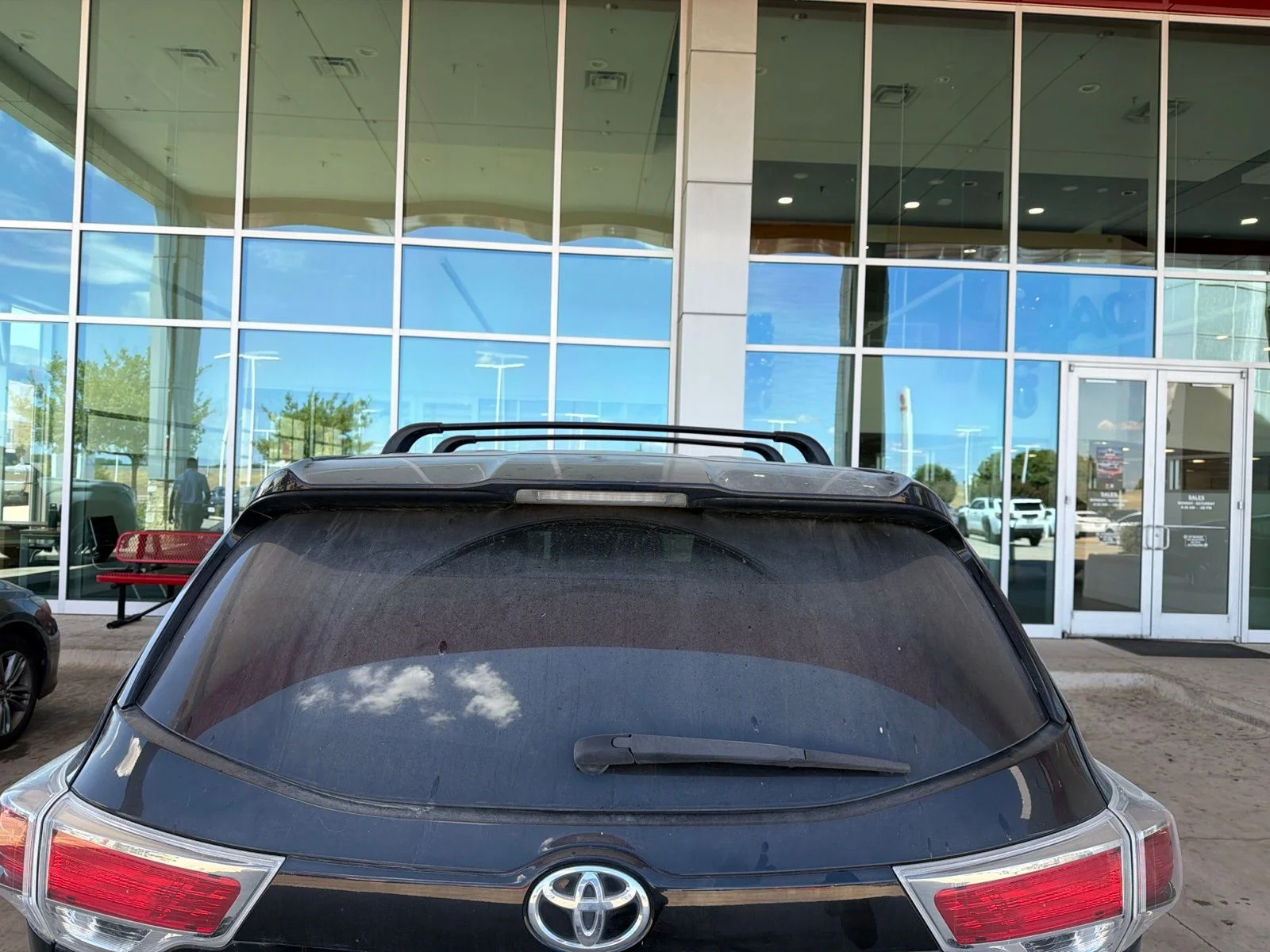 Used 2016 Black Toyota LE image 16