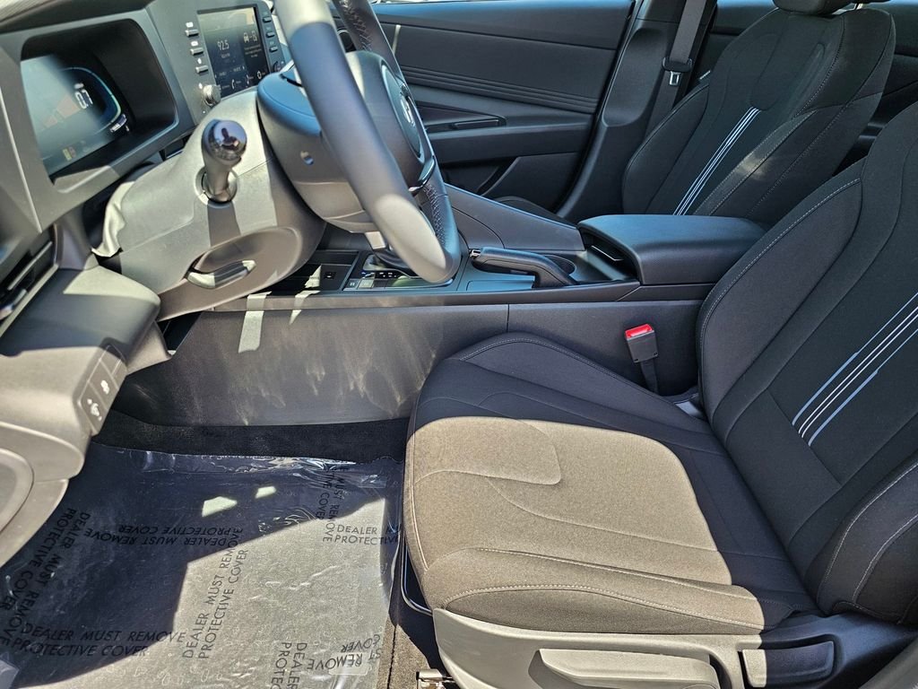 2026 Hyundai Elantra SEL Sport - Photo 23