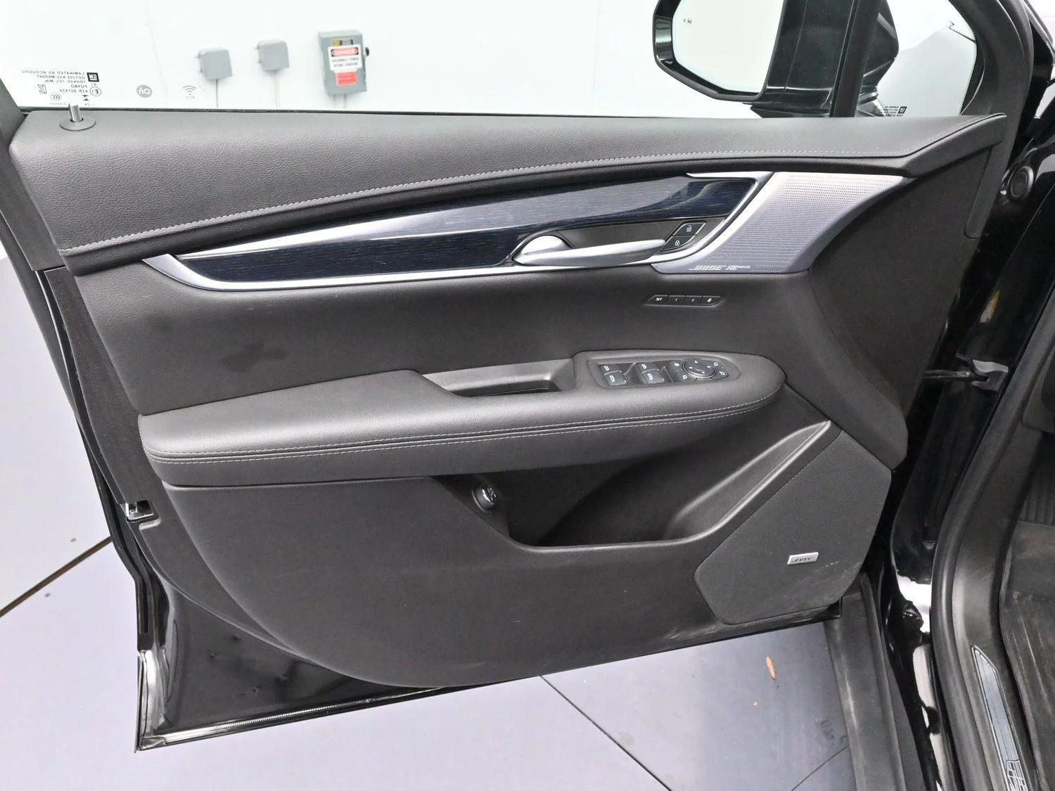 Used 2025 Stellar Black Metallic Cadillac Premium Luxury image 9